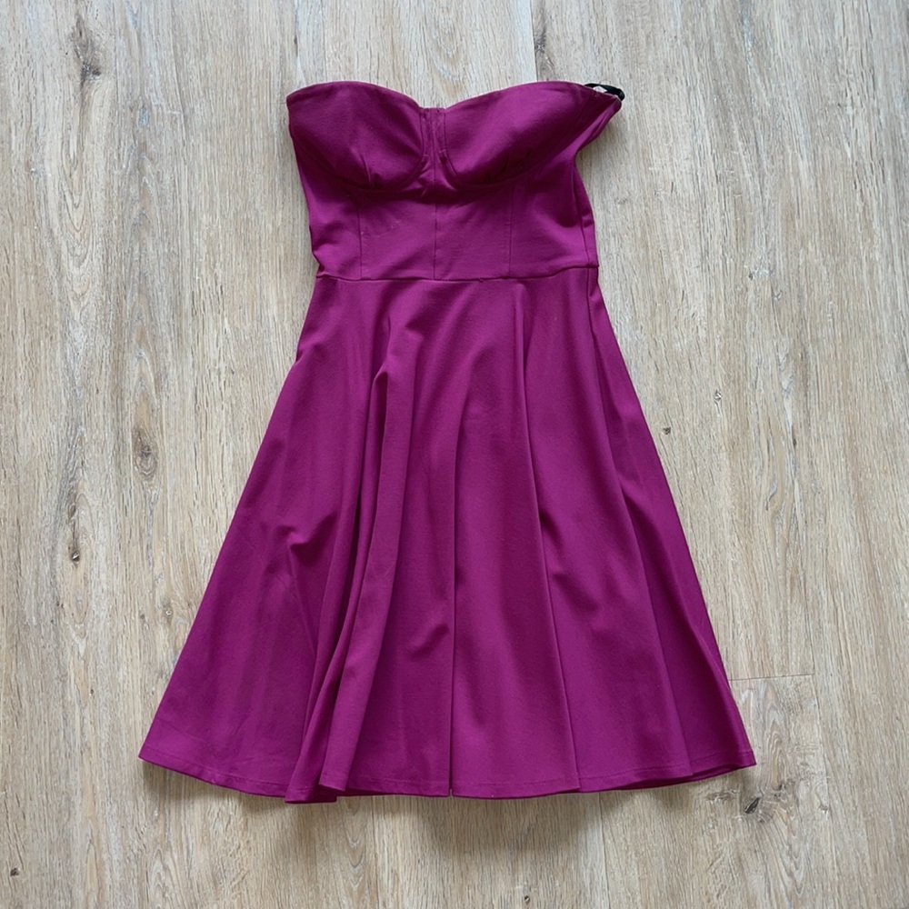 Strapless dress